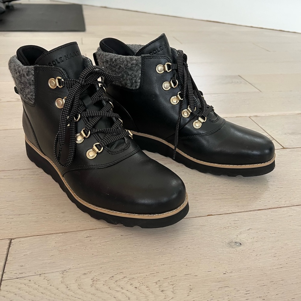 Cole Haan waterproof leather shoes